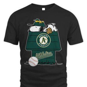 Oakland Athletics Snoopy Woodstock Baseball Graphic T-Shirt MLB Fan Game Day 05
